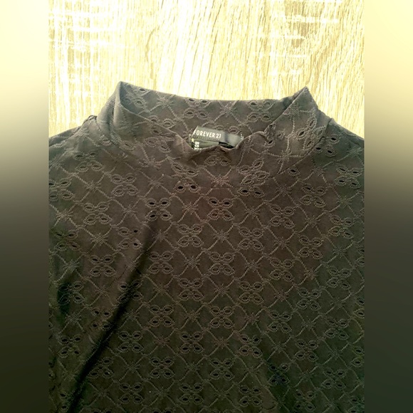 H&M Black Mock Turtleneck Long Sleeved - Picture 2 of 8